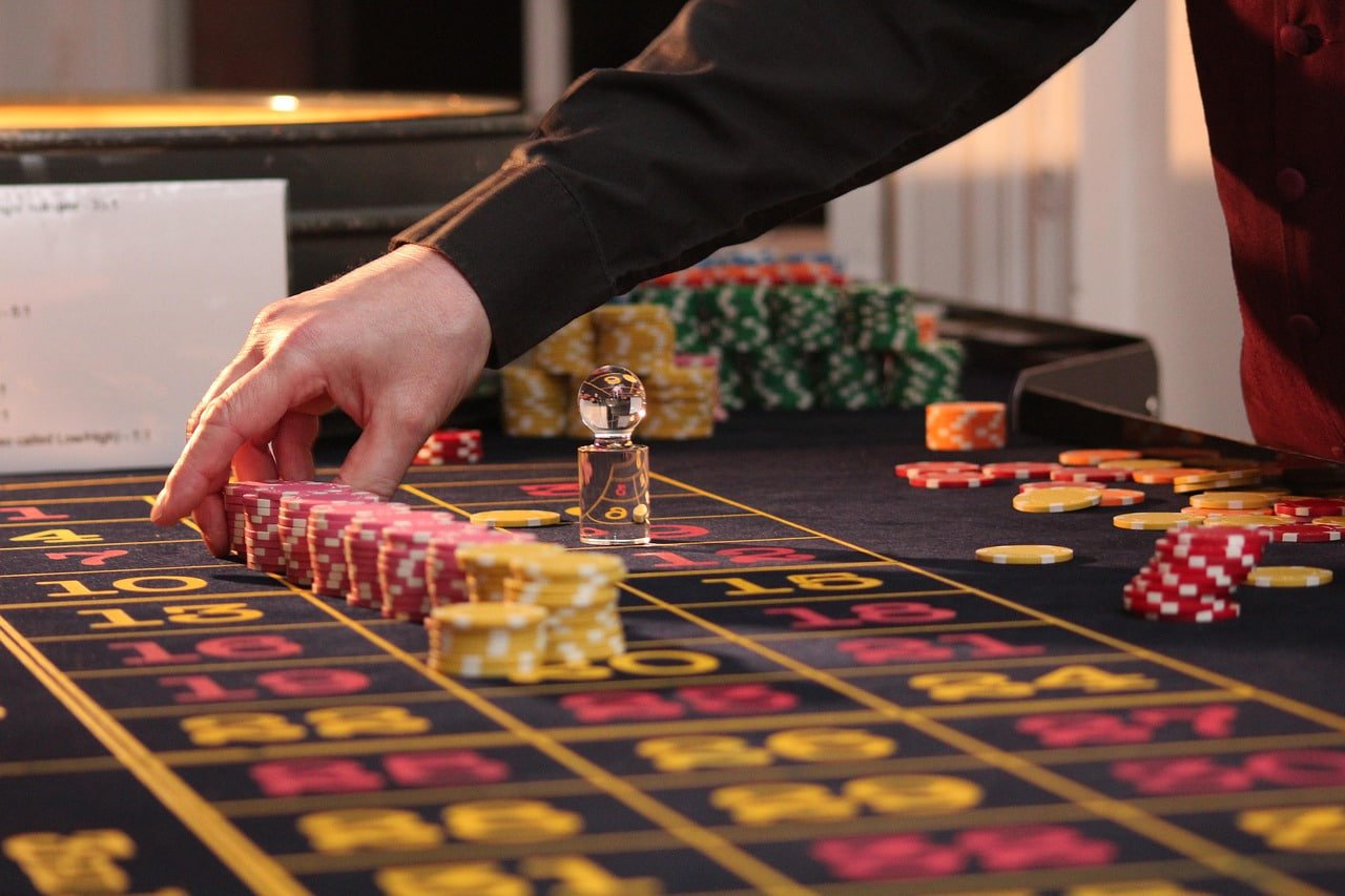 qq222 ပလက်ဖောင်း Sportsbook Live Casino Myanmar